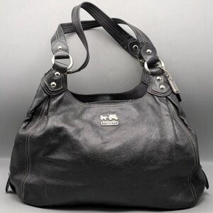 Coach Madison Maggie Shoulder Bag